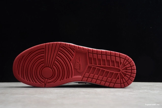 Retro Jordan Air 1 Banned 432001-001 1209